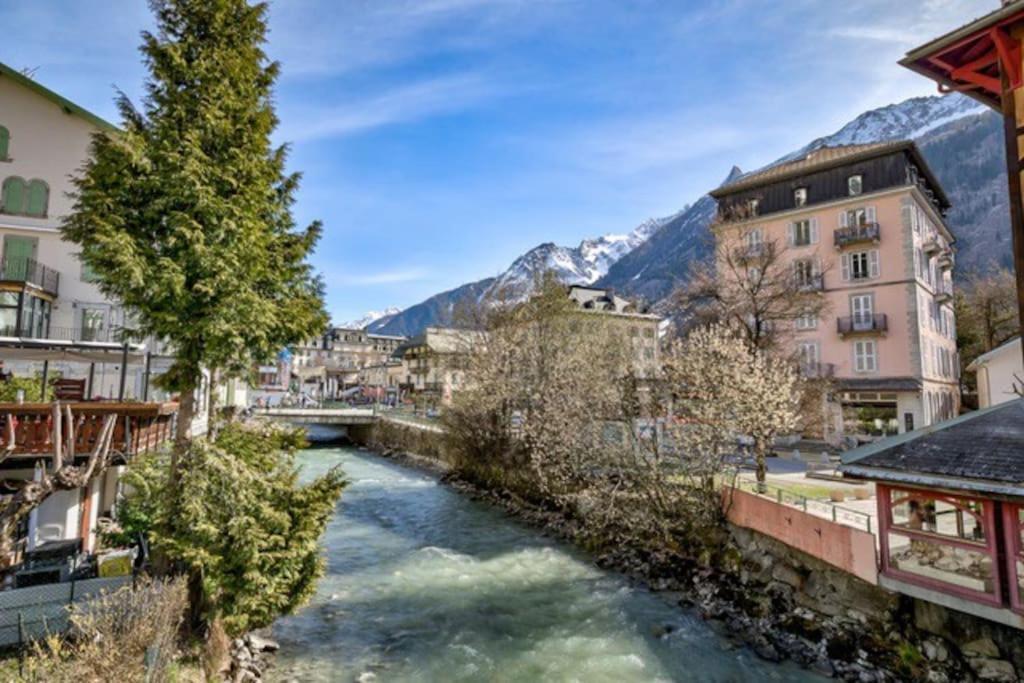 Spacious 3-Bed In The Heart Of Chamonix Mont Blanc Exterior foto